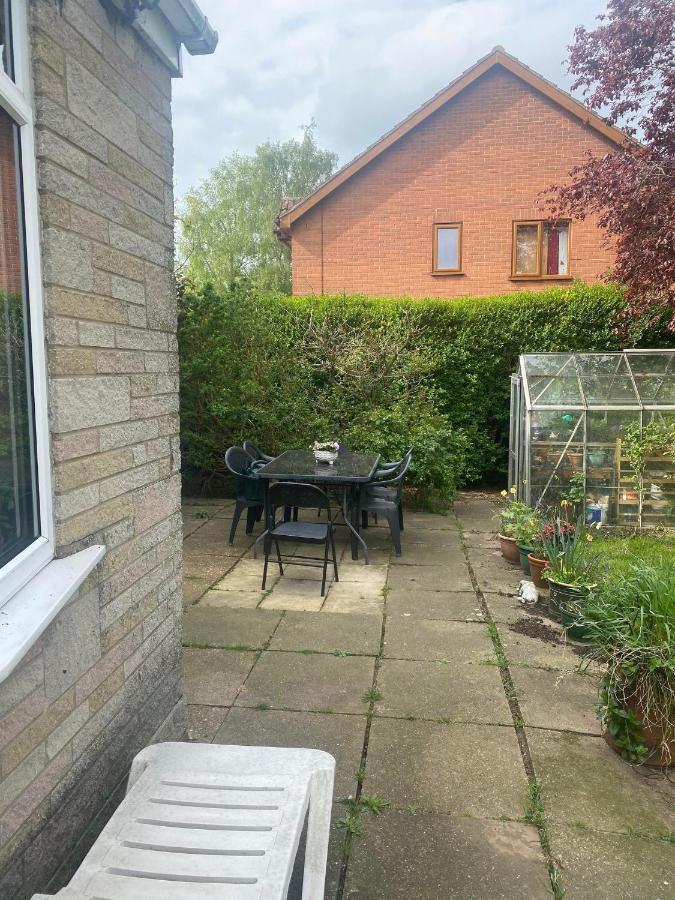 Bed and Breakfast Twenty Skellingthorpe Exterior foto